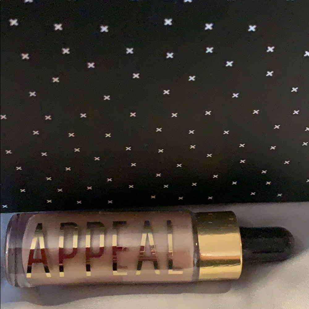 Appeal Gold Highlighter Drops